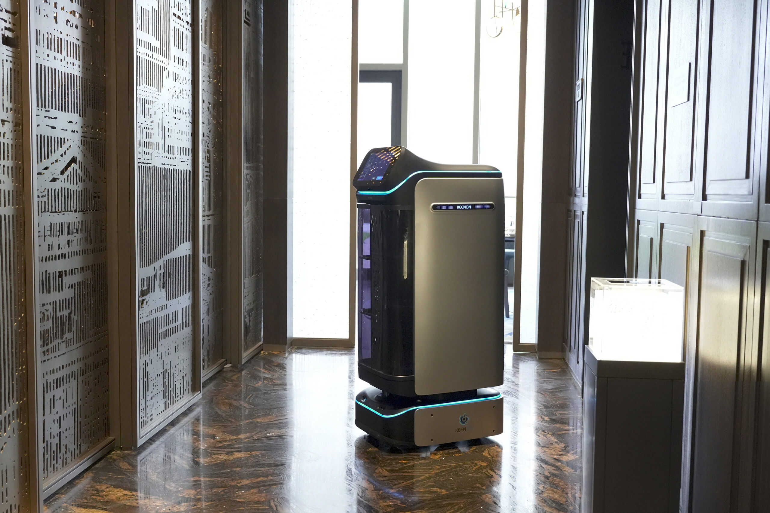 Keenon Dinnerbot T3
